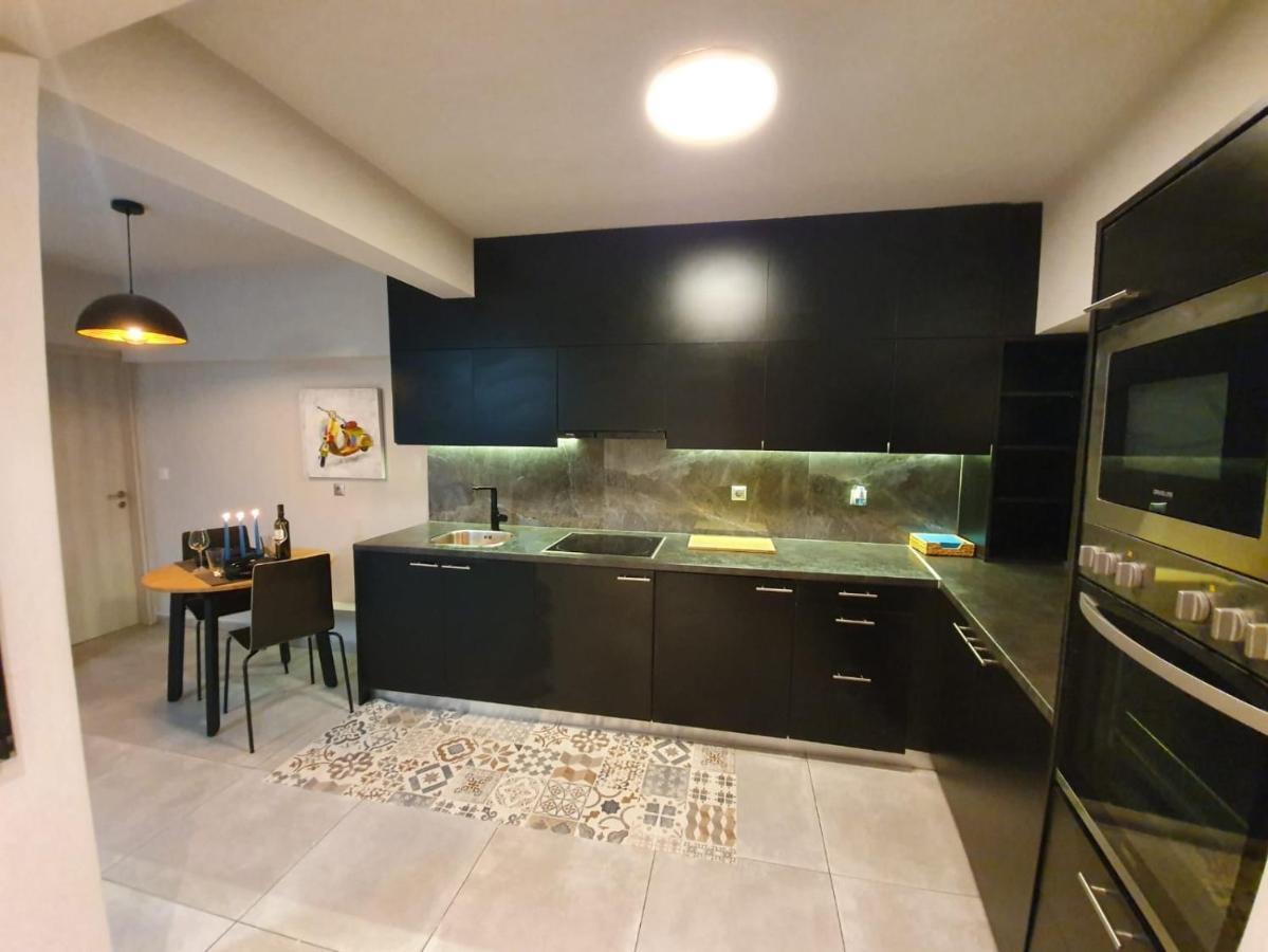 Romantic Jacuzzi Apartment Athen Exterior foto